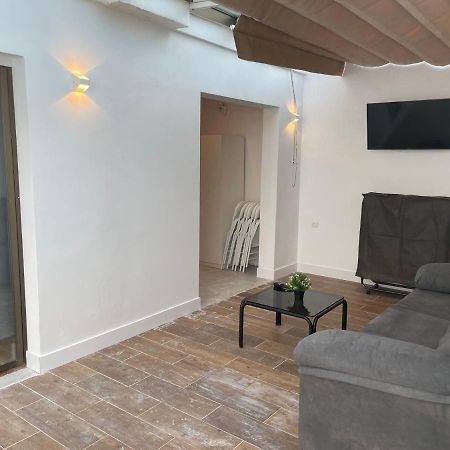 C2 Exclusiva Zona Madrid Apartment Bagian luar foto